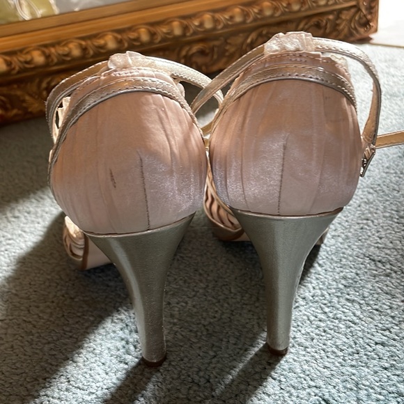 Delicious Champaign Heeled Sandals - Picture 3 of 8